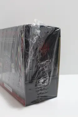 MTG Innistrad Crimson Vow - Gift Bundle Box - Image 5