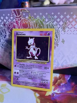 Mewtwo 10/102 Base Set Holo Rare Unlimited LP WOTC Vintage Pokemon Card - Image 4