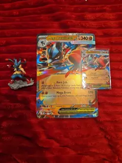 Mega Lucario ex 012 Promo + Jumbo 012 Black Star Holo + Lucario Figure Pokemon - Image 1