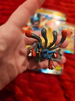 Mega Lucario ex 012 Promo + Jumbo 012 Black Star Holo + Lucario Figure Pokemon - Image 5