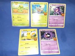 Pikachu #49/203 Evolving Skies Common Pokemon Card Non Holo - Image 1