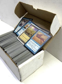 400+ Magic the Gathering Card Bulk Lot w/Storage Box - Image 2