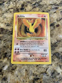 Pokemon Holographic Moltres Legendary Collection 30/110 Regular Rare - Image 2
