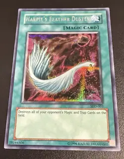 Yu-Gi-Oh Harpie's Feather Duster SDD-003 Limited Edition Secret Rare Holo Card - Image 1