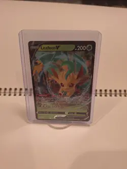 Leafeon V ULTRA RARE Card 7/203 Evolving Skies 2021 Pokemon TCG NM - Image 2