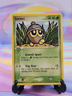 Pokemon TCG Hidden Legends Card | Seedot 71/101 Common - Image 1