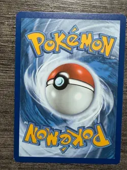 POKEMON FULL ART PIKACHU 005/025 RARE CELEBRATIONS 2021 LP + ARCEUS SLEEVE - Image 2