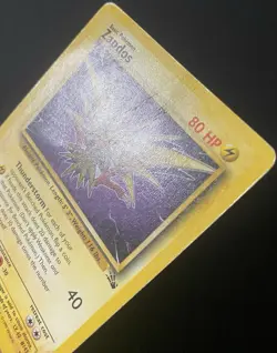 Zapdos 30/62 Fossil Regular *DAMAGED* Pokemon Card - Image 3