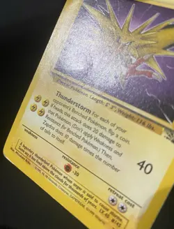 Zapdos 30/62 Fossil Regular *DAMAGED* Pokemon Card - Image 4