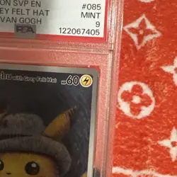 2023 POKEMON SVP EN PIKACHU/GREY FELT HAT POKEMON X VAN GOH 9 PSA MINT AUTHENTIC - Image 3