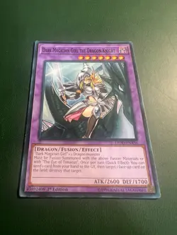*** DARK MAGICIAN GIRL THE DRAGON KNIGHT *** 1ST EDITION MINT LEDD-ENA36 YUGIOH! - Image 1