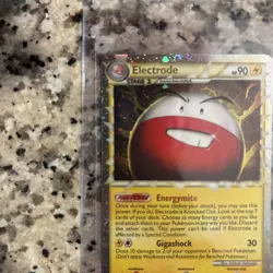 Pokemon TCG Electrode Prime Holo Card 93/102 Triumphant Ultra Rare - Image 2