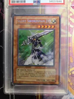 2005 Yu-Gi-Oh! Silent Swordsman LV5 #ENSE4 Secret Rare EEN Special Edition - Image 3