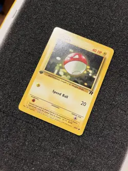 1st Edition Voltorb 69/82 Team Rocket Pokemon TCG WOTC 2000 Vintage - Image 2
