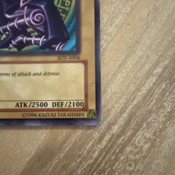 DARK MAGICIAN SDY-006 1ST EDITION ULTRA RARE VINTAGE YUGIOH TCG DECK CARD - Image 5