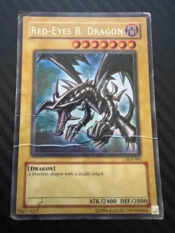 Yugioh Red-Eyes B. Dragon SDJ-001 Ultra Rare Unlimited DMG - Image 1