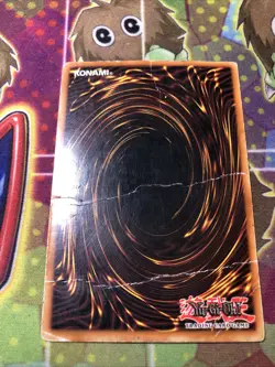Yugioh Red-Eyes B. Dragon SDJ-001 Ultra Rare Unlimited DMG - Image 2