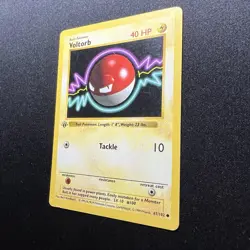 Pokemon Cards: Base Set 1st Edition Common: Voltorb 67/102 - Image 2