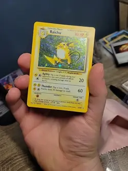 Pokemon TCG Raichu Base Set 14/102 Holo 1999-2000 Pikachu - Image 4