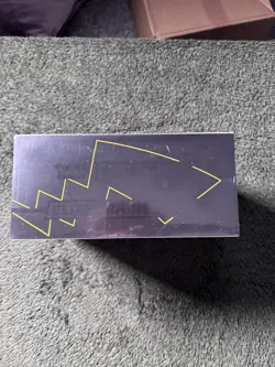 Pokemon TCG Celebrations - Elite Trainer Box (ETB) (New and Factory Sealed) - Image 2