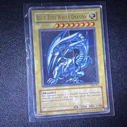 Yu-Gi-Oh Blue-Eyes White Dragon Rare Holo Card SDK-001 - Image 2