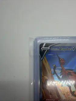 Pokemon TCG Galarian Zapdos v Chilling Reign Alternate Full Art Card 174/198 - Image 4