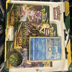 Pokemon Trading Card Game: Sword and Shield - Evolving Skies Three Booster Packs - Image 3
