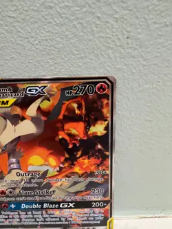 Pokemon Reshiram & Charizard GX TAG TEAM Black Star Promo SM201 Full Art LP - Image 3