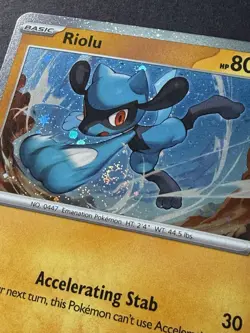 🔥 RARE SWIRL 🔥 Pokemon TCG: Riolu - 076/132 - Cosmos Holo - Image 2