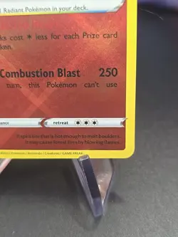Pokemon TCG - Radiant Charizard 011/078 Pokemon Go - Ultra Rare Holo - NM - Image 4