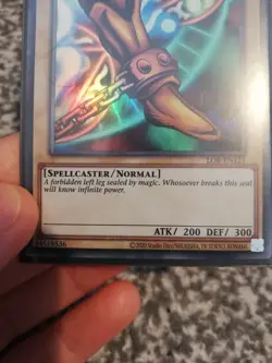 Yu-Gi-Oh Left Leg of the Forbidden One / Ultra Rare 25th Anniversary - LOB-EN121 - Image 2