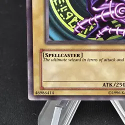 Dark Magician Ultra Rare Starter Deck: Yugi SDY-006 LP (B) - Image 3