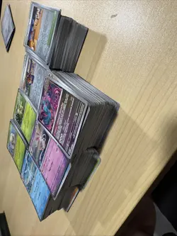 Pokemon Prismatic Evolutions TCG Bulk Lot - 1,000+ Cards Holo/REV/UNC/commons - Image 2