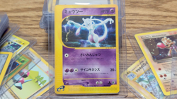 Japanese Mewtwo 086/128 1st Edition Expedition Non-Holo HP Pokemon - Heavy Play - Image 1