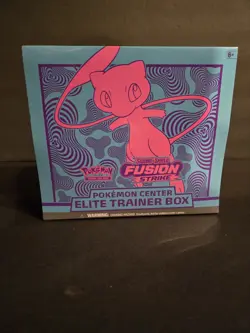 Pokemon TCG - Fusion Strike - Pokemon Center Exclusive - ETB (Sealed) - Image 1