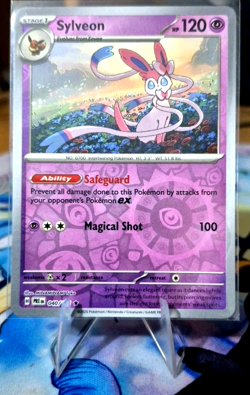Sylveon 040/131 Reverse Holo Prismatic Evolutions Pokemon Card NM - Image 2