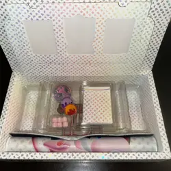 Pokemon Scarlet & Violet 151 Ultra Premium Collection UPC Empty Box w/Playmat - Image 3