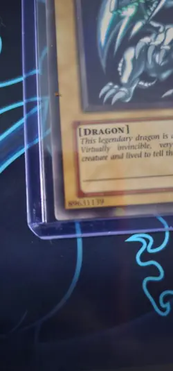 Yu-Gi-Oh Blue-Eyes White Dragon SDK-E001 Collectible Card 1996 - Image 3