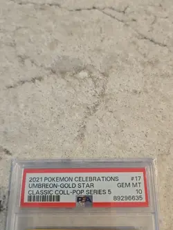 2021 Pokemon SWSH Celebrations Umbreon Gold Star Card #17/17 Graded PSA 10 - Image 2