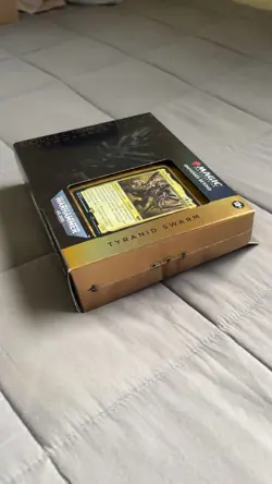 MtG Unopened Collector's Edition Tyranid Swarm Commander Deck - Image 3