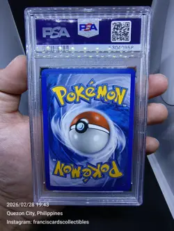 Pokemon Card - PSA 9 PIKACHU #93 - HOLO (EX LEGEND MAKER) YEAR 2006 "HOLO SWIRL" - Image 3