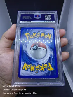 Pokemon Card - PSA 9 PIKACHU #93 - HOLO (EX LEGEND MAKER) YEAR 2006 "HOLO SWIRL" - Image 5