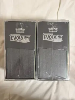 Pokemon TCG: SW&SH Evolving Skies ETB Pair Of 2 Artworks w Plastic Display Case - Image 4