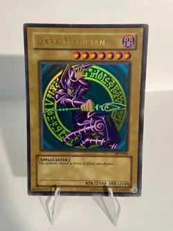 Yu-Gi-Oh! Dark Magician SDY-006 - Ultra Rare Unlimited - MP/HP - Holo Bleed! - Image 1