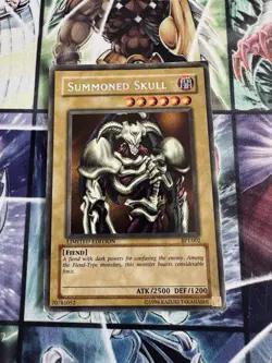 Yugioh Summoned Skull BPT-002 2002 Collectors Tin Limited Edition - Image 1