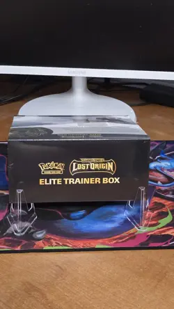 Pokemon TCG Lost Origin Elite Trainer Box (ETB) – Brand New & Sealed - Image 4