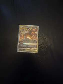 pokemon TCG reshiram&charizard gx sm201 balck star promo in english (some play) - Image 1