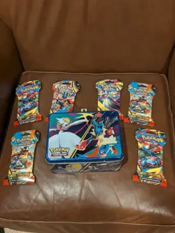 Pokemon TCG 2025 Fall Chest Mega Gardevoir + 6 Sleeved Mega Evolution Packs - Image 2