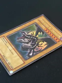 Red-Eyes B. Dragon LOB-070 yugioh cards - Image 1