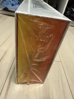 Pokemon Sword And Shield Ultra Premium Collection Charizard UPC Small tear - Image 3